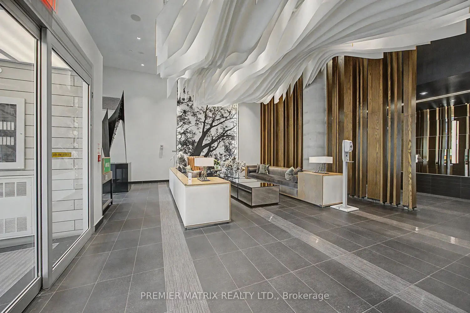 Additional image 17 of 1830 Bloor Street 930