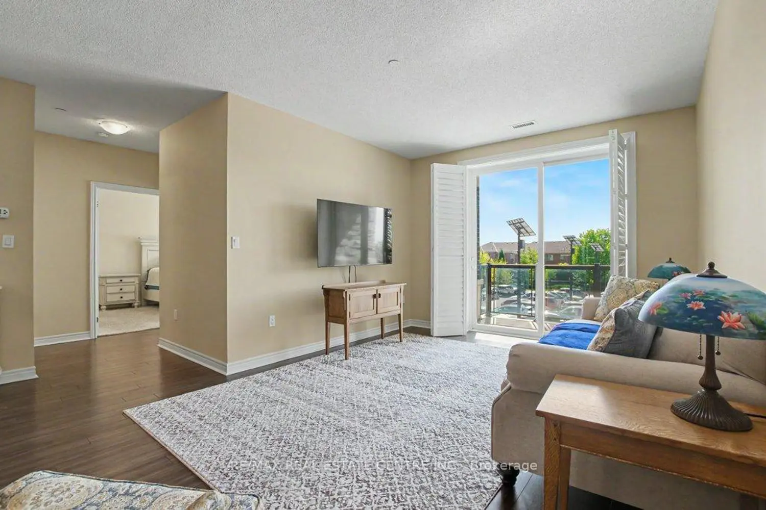 33 Whitmer Street 214 photo 5