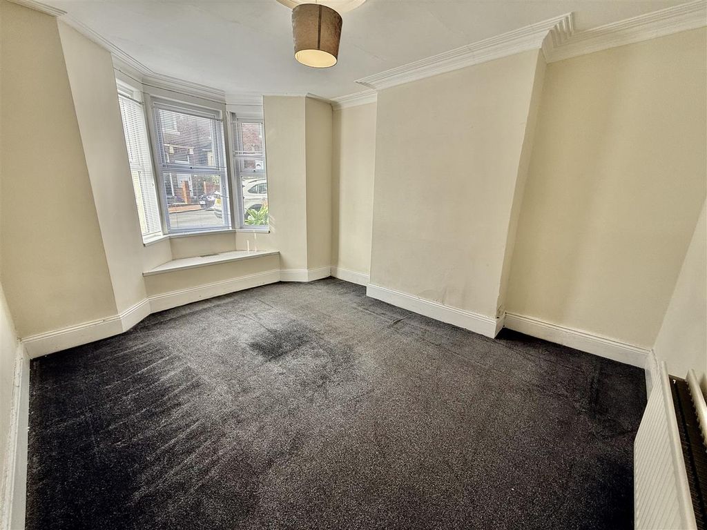 Additional image 4 of 2 bed flat for saleFaraday Grove, Gateshead NE8