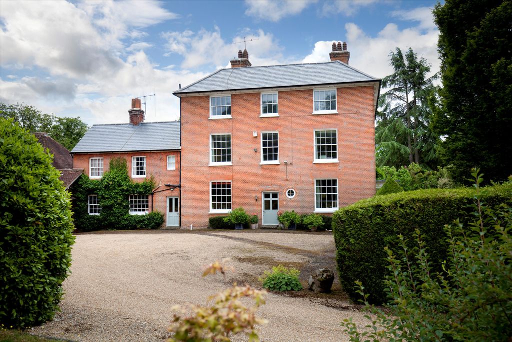 Additional image 18 of 7 bed detached house for saleRunwick, Farnham, Surrey GU10