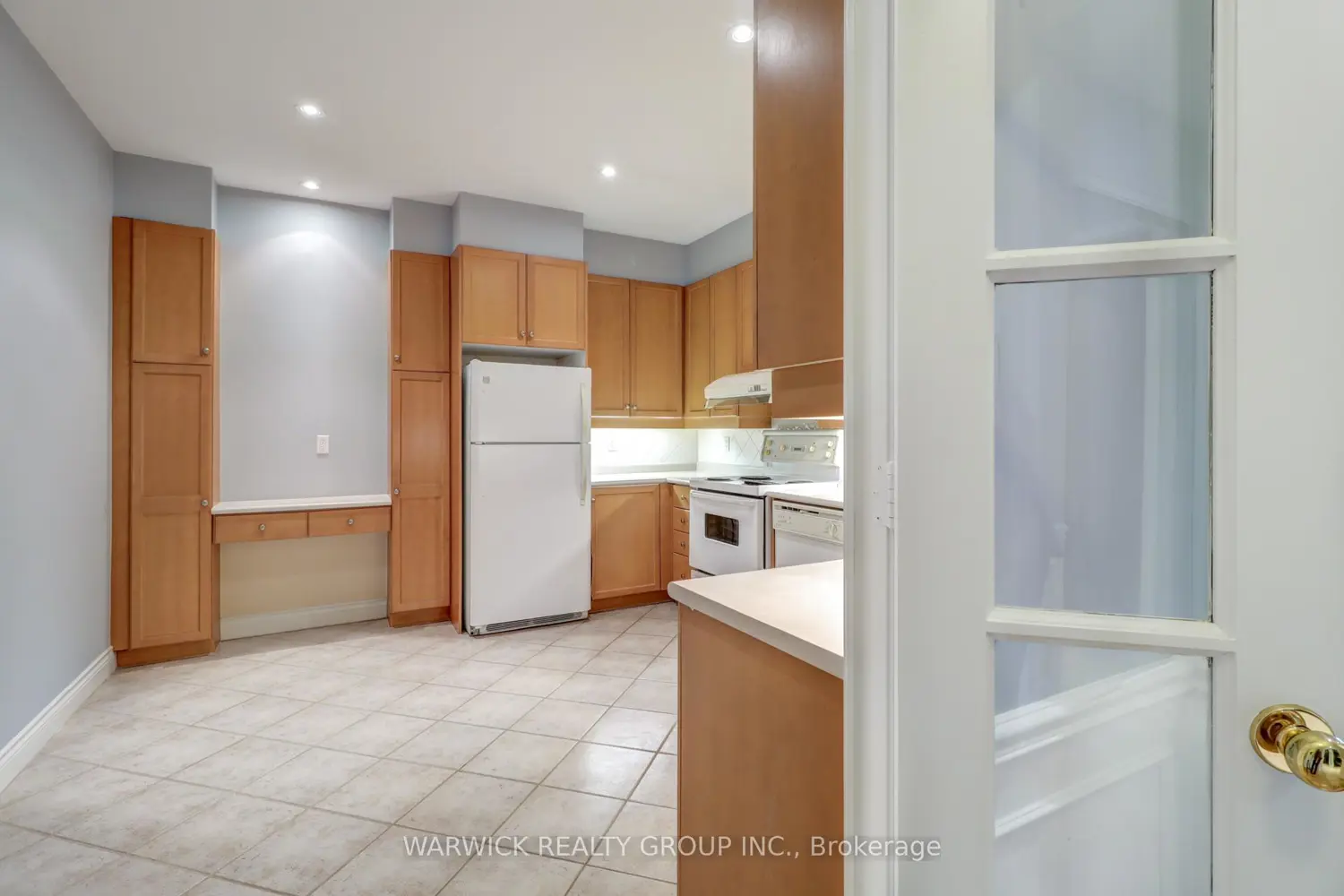 Additional image 4 of 228 Bonis Avenue 102