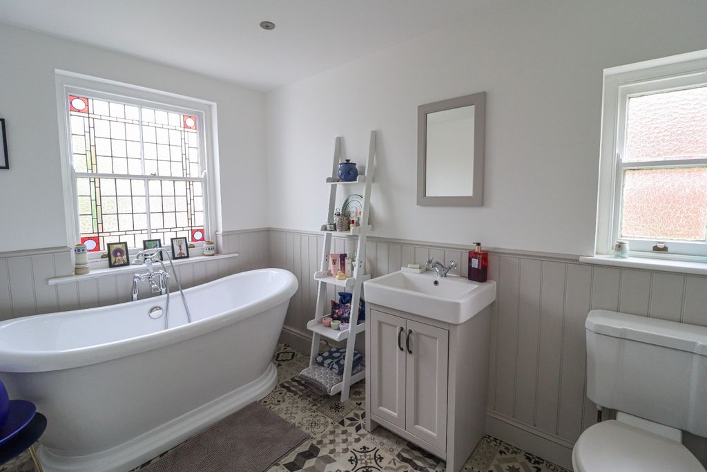 Additional image 10 of 3 bed semi-detached house for saleGladstone Road, Fakenham NR21
