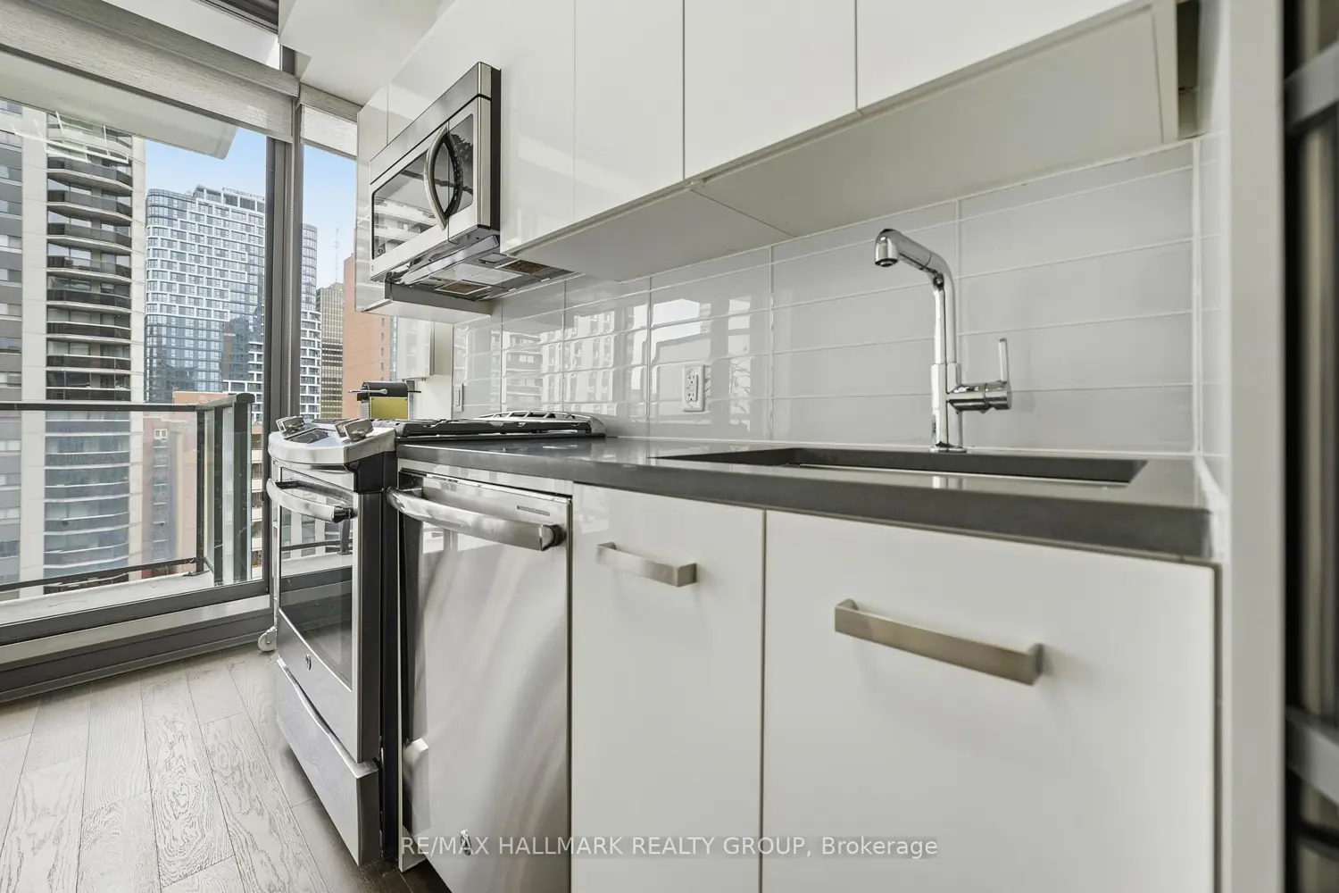 Additional image 2 of 224 Lyon Street 1009