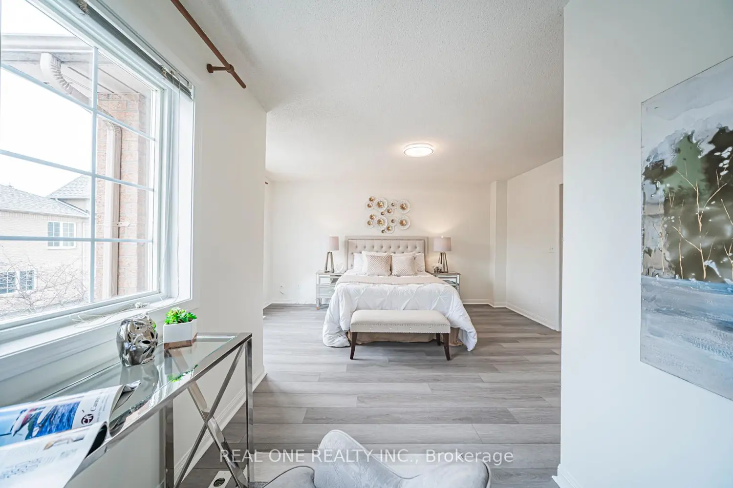 Additional image 5 of 12 St Moritz Way 17