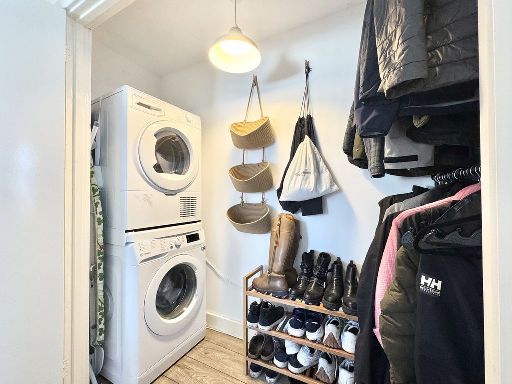 Additional image 15 of 2 bed maisonette for saleMeadows Way, Freshwater PO40