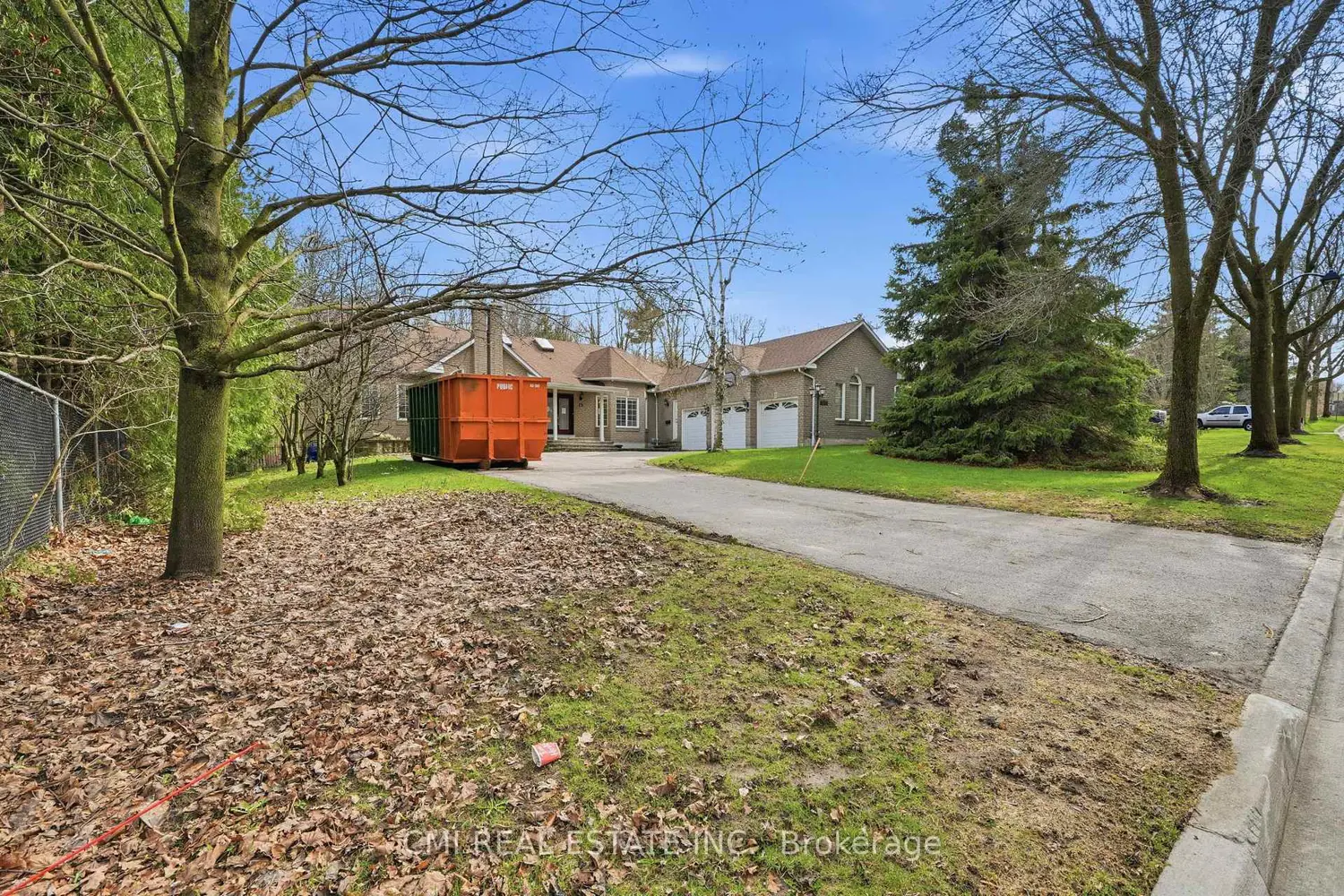 Additional image 3 of 15 Treegrove Circle