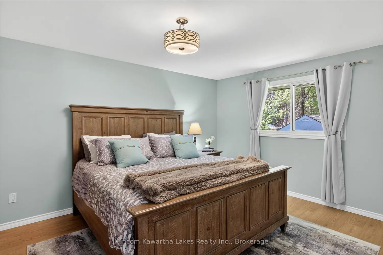 1071 Danita Boulevard photo 4