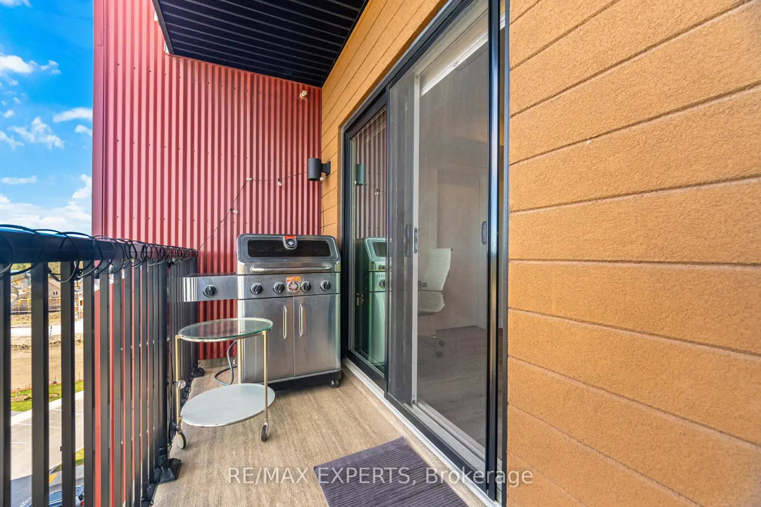 Additional image 18 of 10 Culinary Lane 605