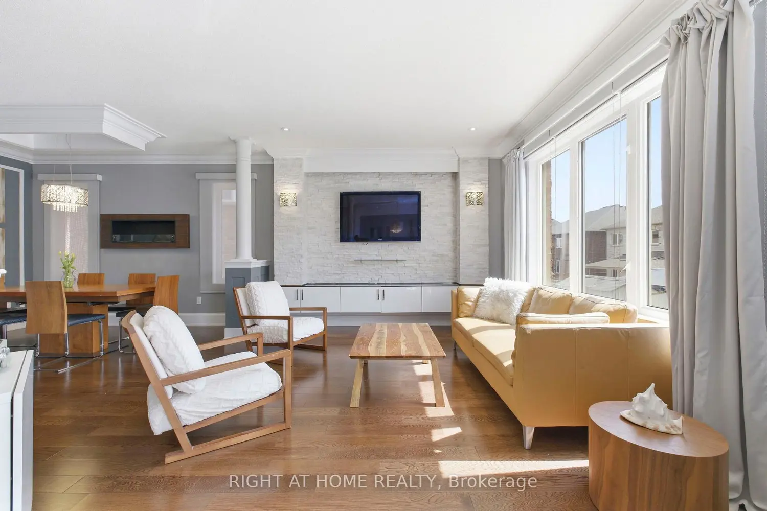 10 Learmont Avenue photo 4
