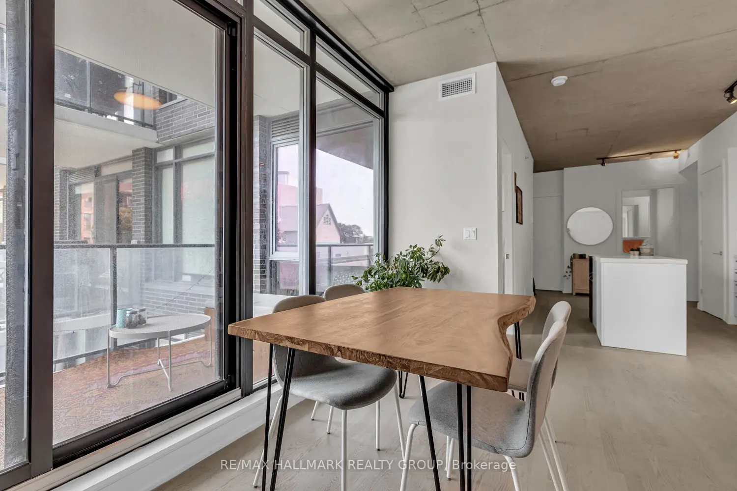Additional image 10 of 203 Catherine Street 311