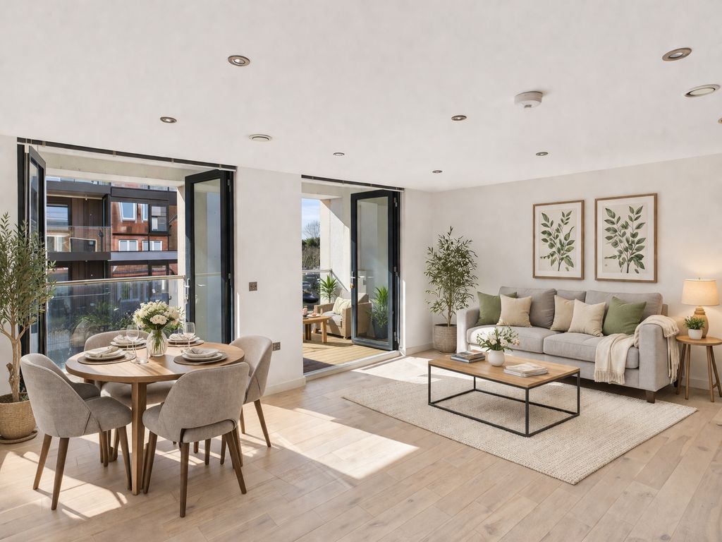 Additional image 7 of 2 bed flat for saleStation Road, Gerrards Cross, Buckinghamshire SL9