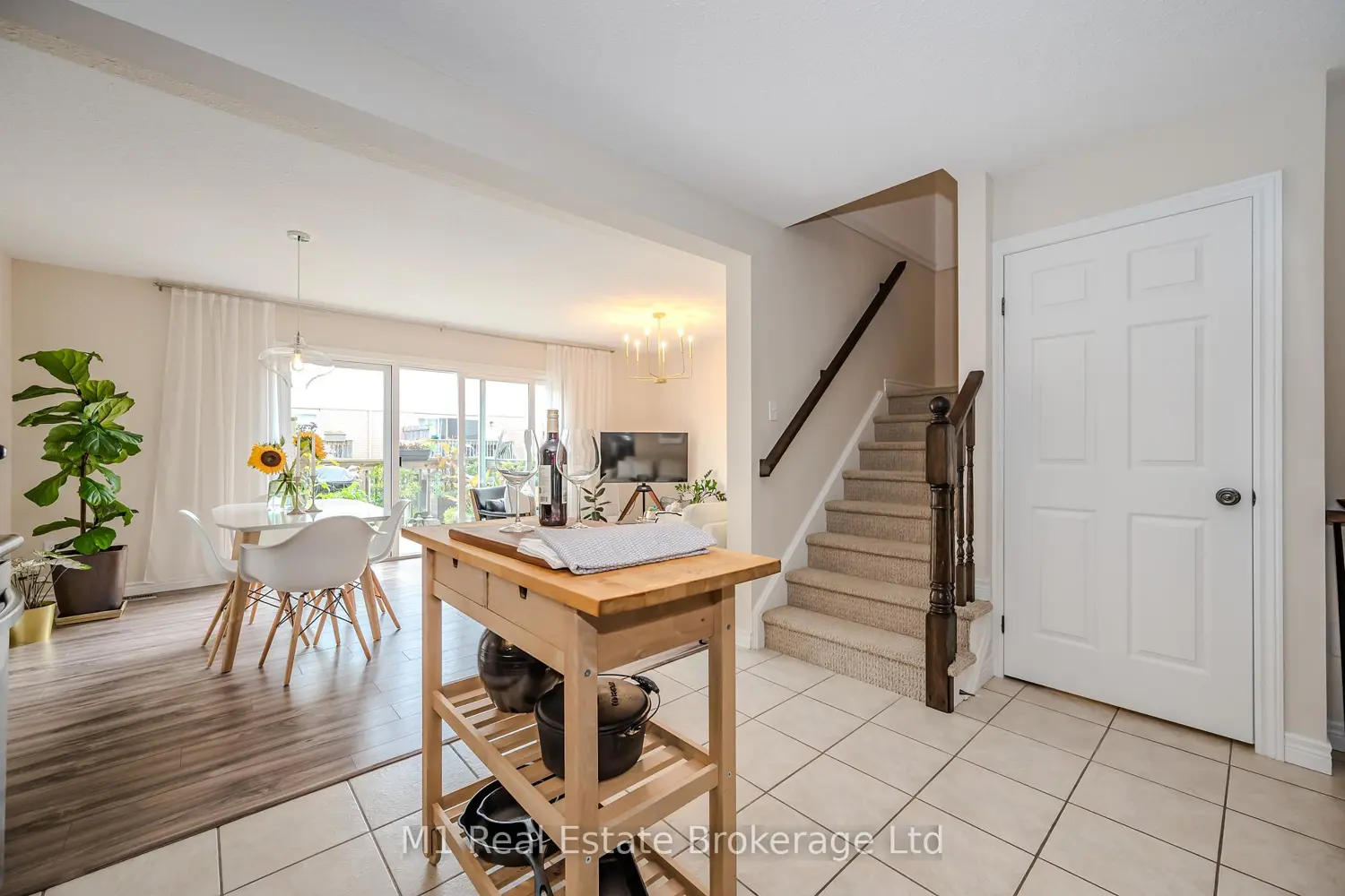 361 Arkell Road 17 photo 2