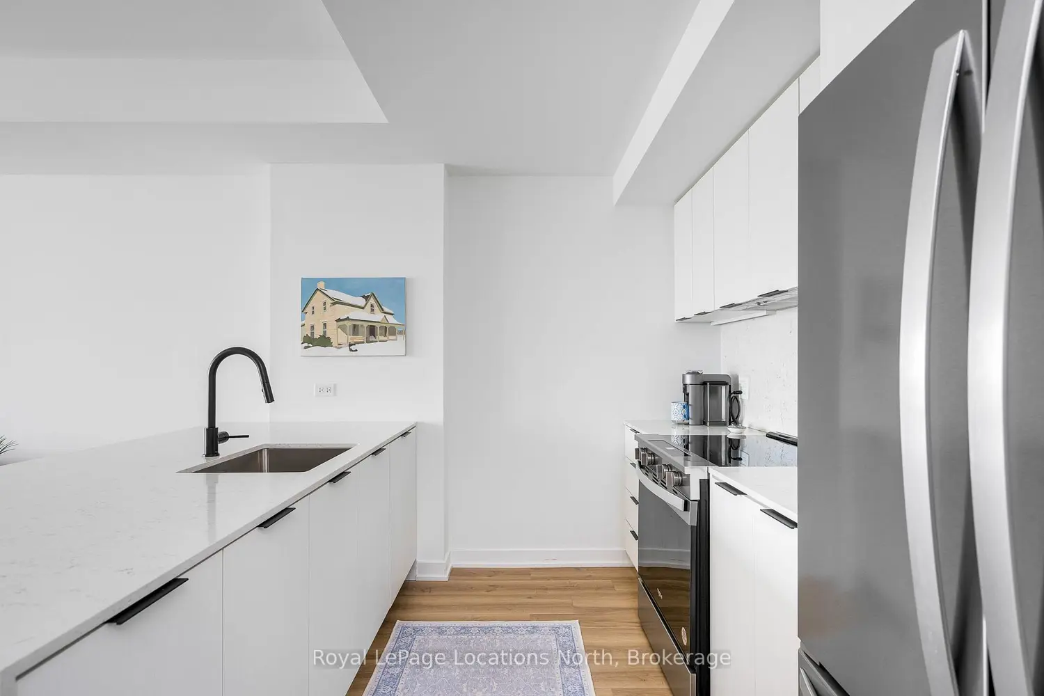 31 Huron Street 501 photo 4