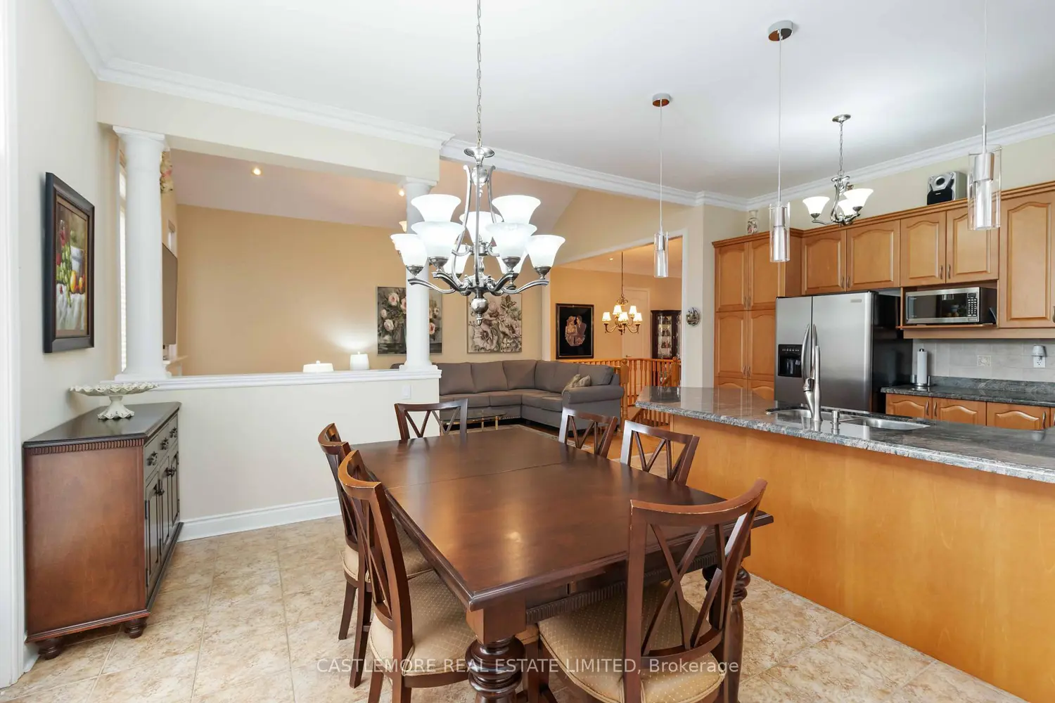 39 Saint Hubert Drive photo 3