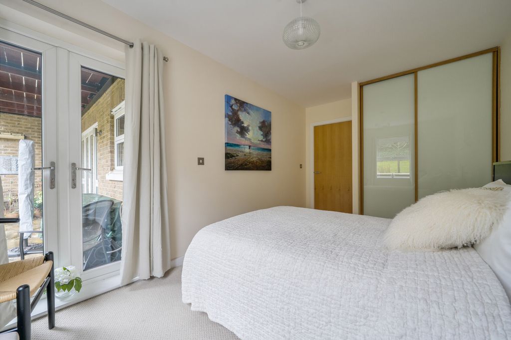 Additional image 13 of 2 bed flat for saleSouth Park, Gerrards Cross, Buckinghamshire SL9
