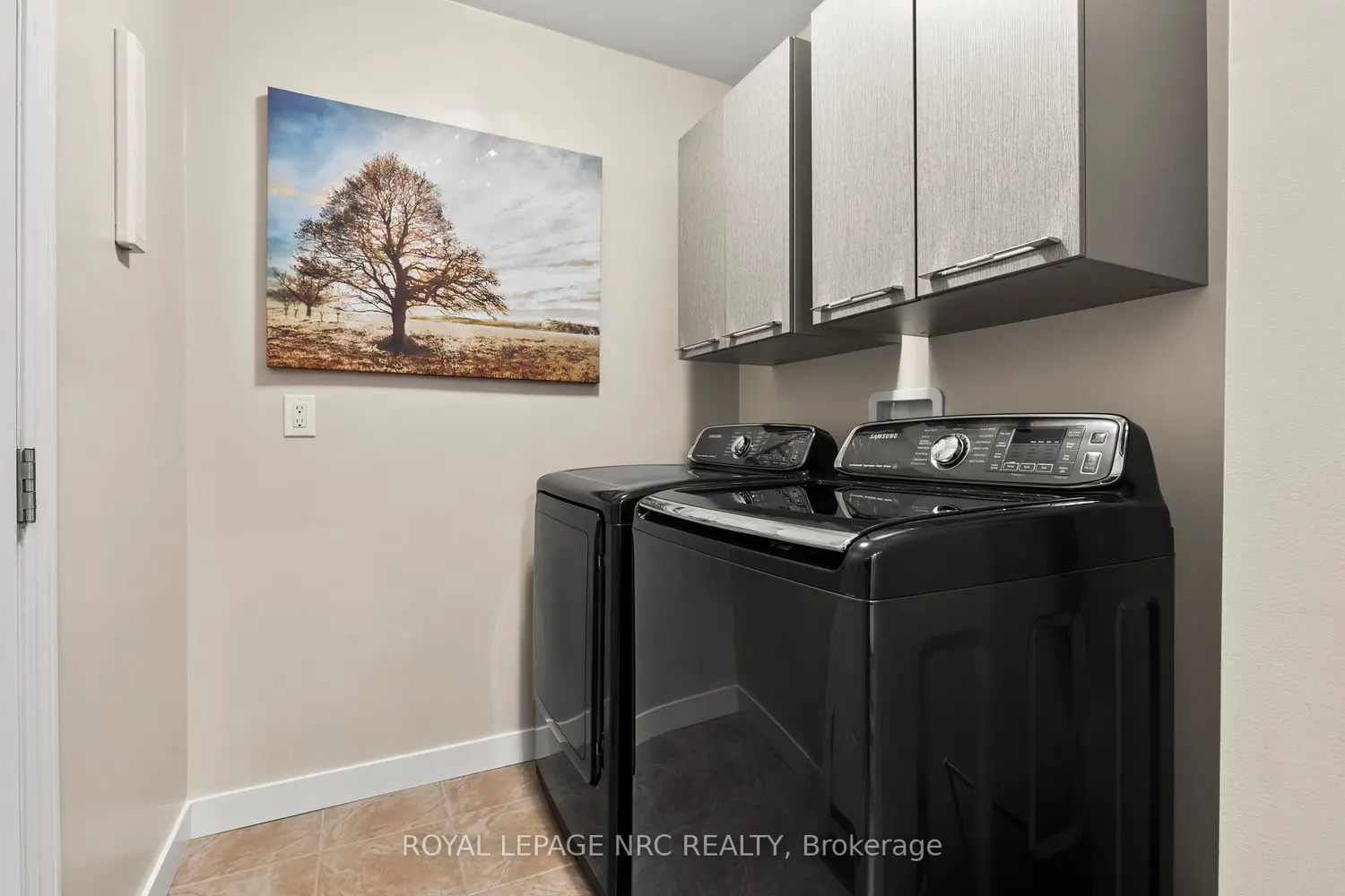 Additional image 14 of 8679 Dogwood Crescent