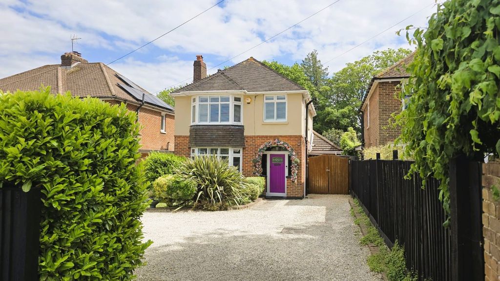 4 bed detached house for saleHighlands Road, Fareham, Hampshire PO16