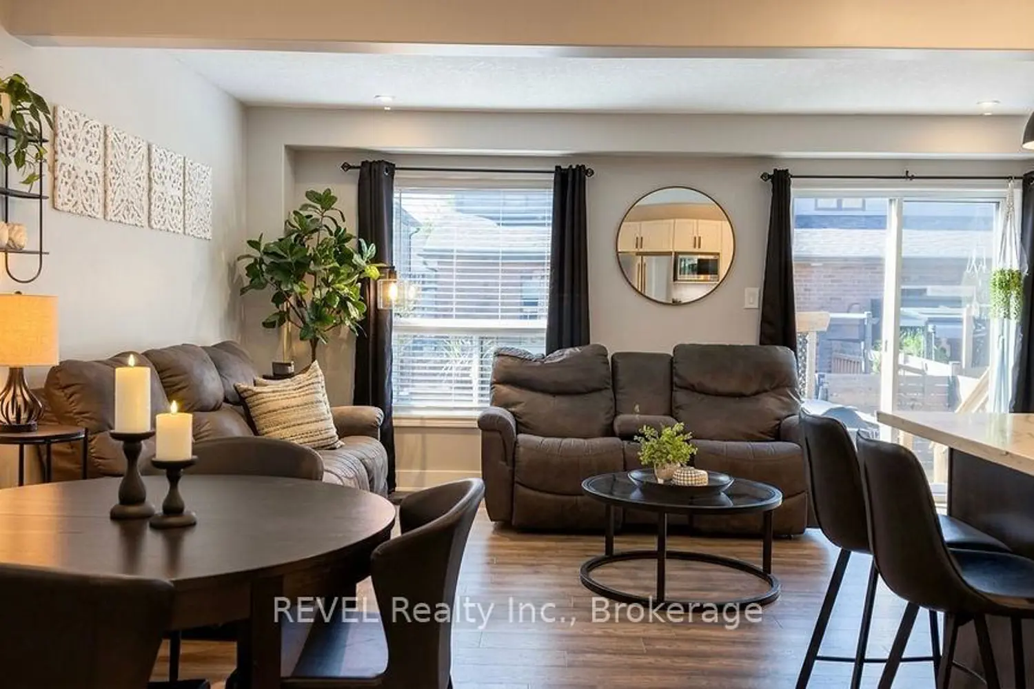 1029 Cook Drive photo 4