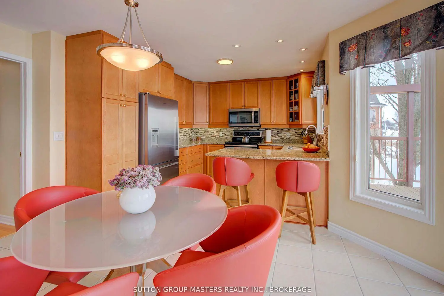 24 Glenora Drive photo 5