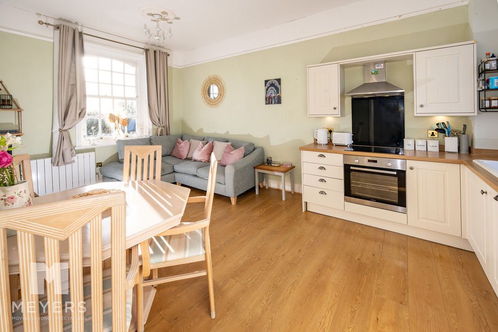 Additional image 2 of 1 bed flat for saleBartons Road, Fordingbridge SP6