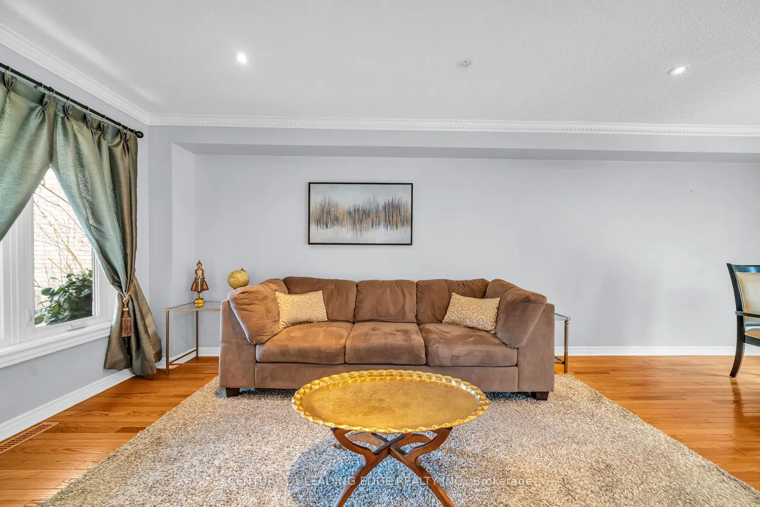 Additional image 6 of 146 Roxbury Street