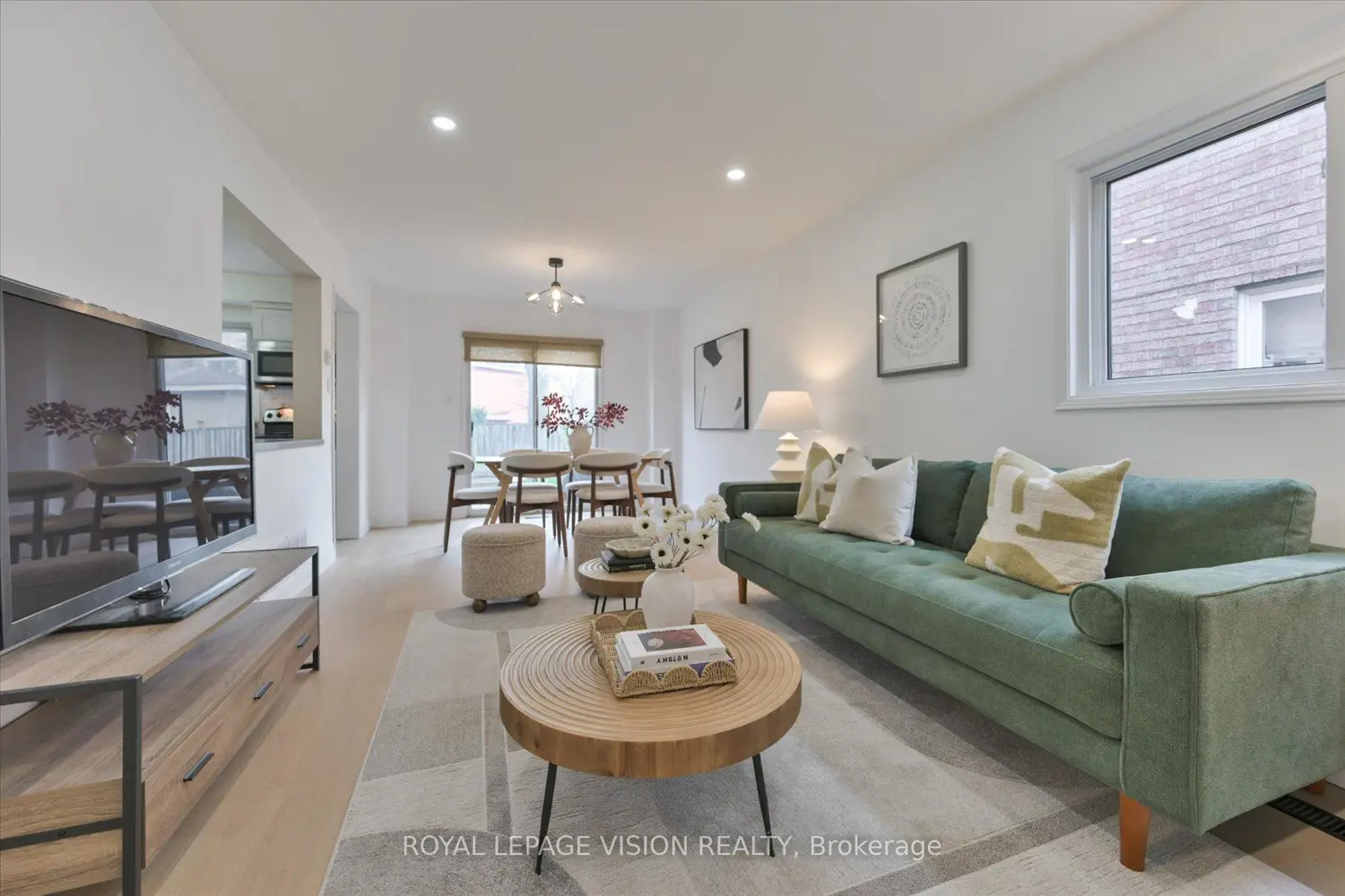 126 Richbell Street photo 3