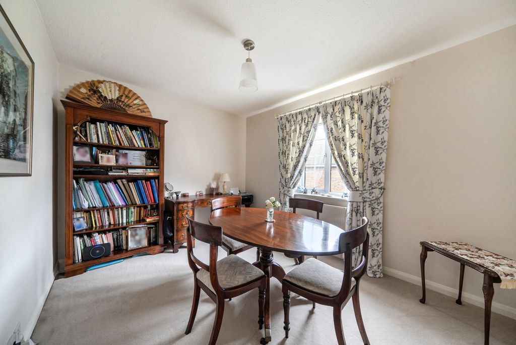 Additional image 9 of 3 bed maisonette for saleTrafalgar Court, Farnham GU9