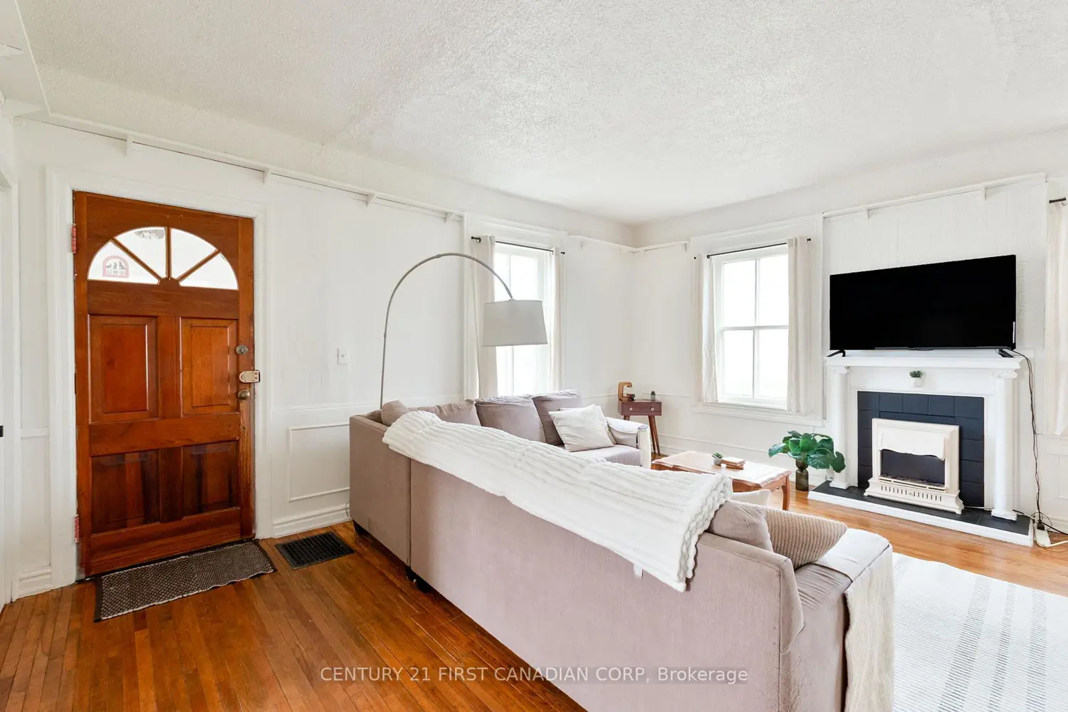1 Fairview Avenue photo 5