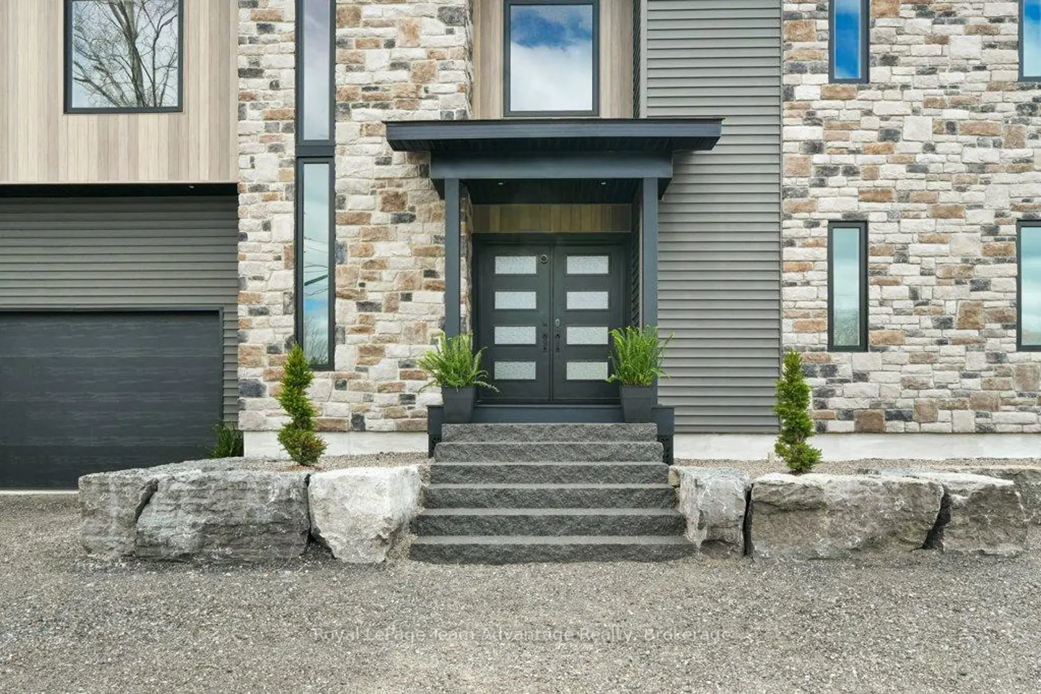 Additional image 5 of 55 Dennis Drive