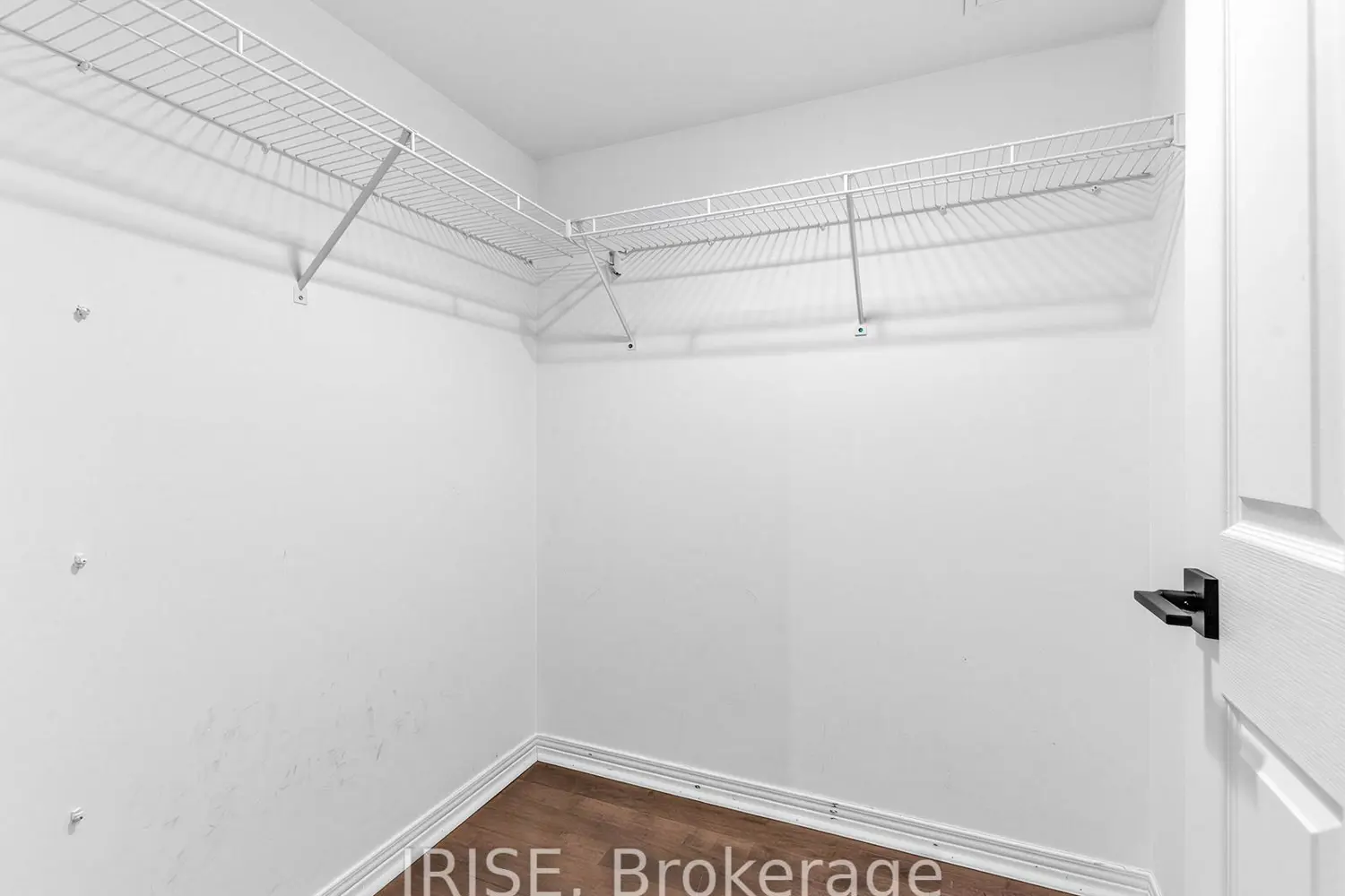 Additional image 8 of 942 Yonge Street 224