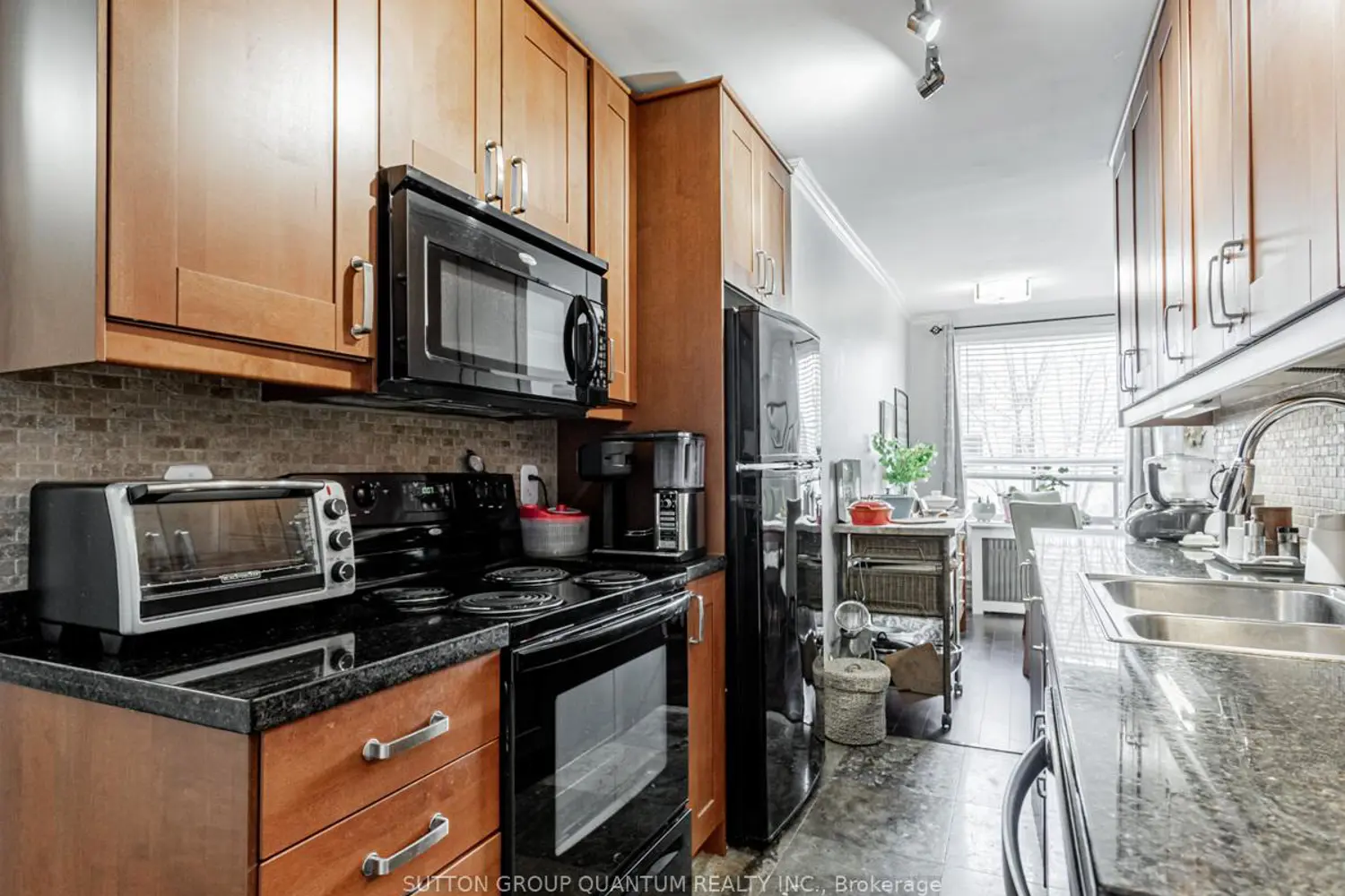 Additional image 9 of 2550 Bathurst Street Suite 218