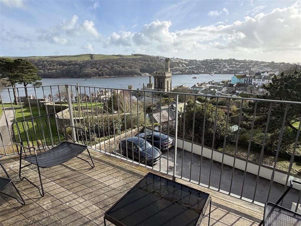 Additional image 14 of 2 bed flat for sale20 Place Road, Fowey PL23