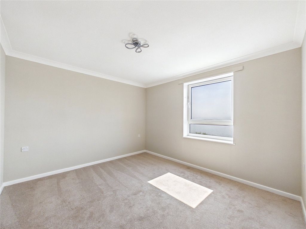 Additional image 7 of 2 bed flat for saleStanley Road, Felixstowe, Suffolk IP11