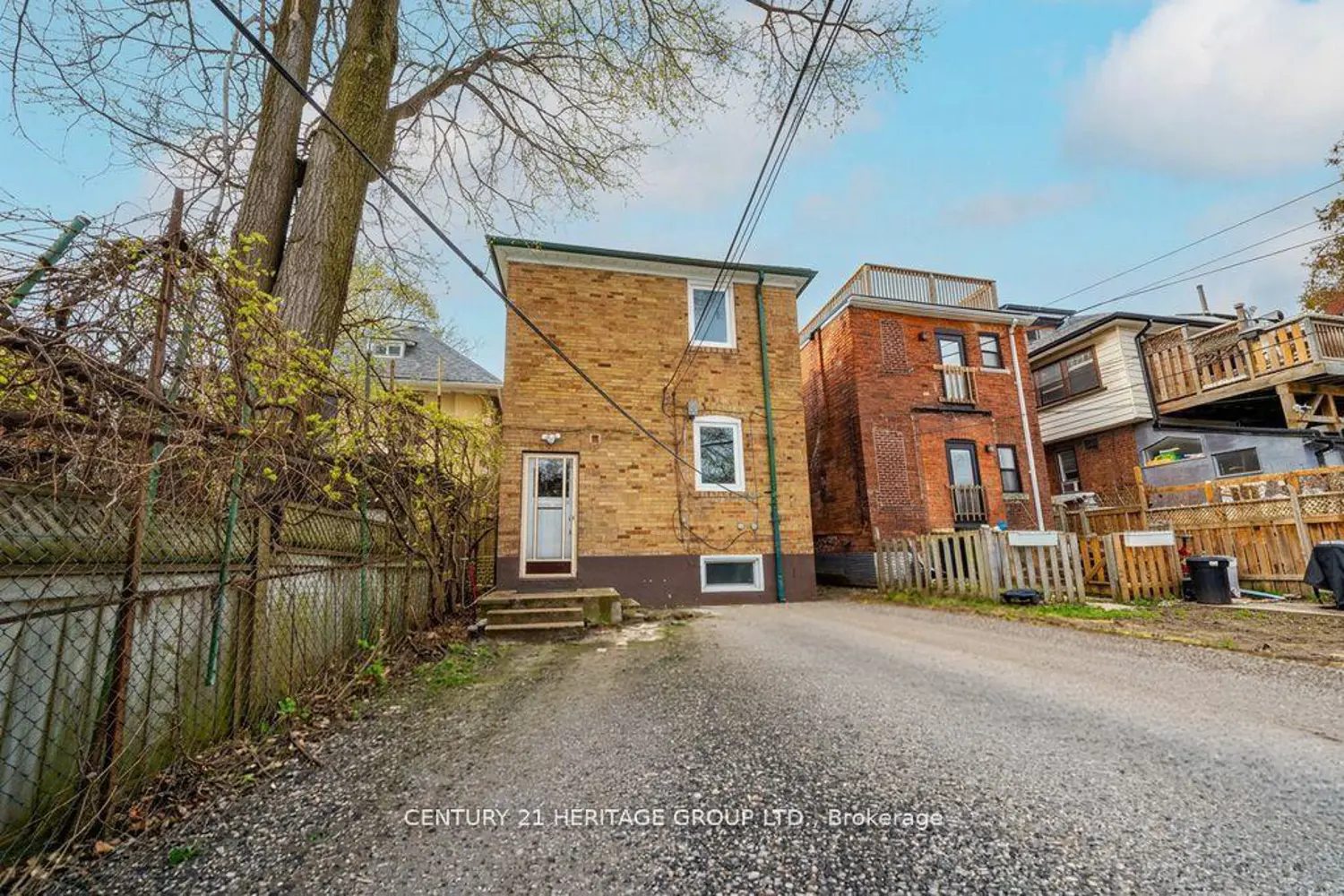 Additional image 18 of 215 Keele Street