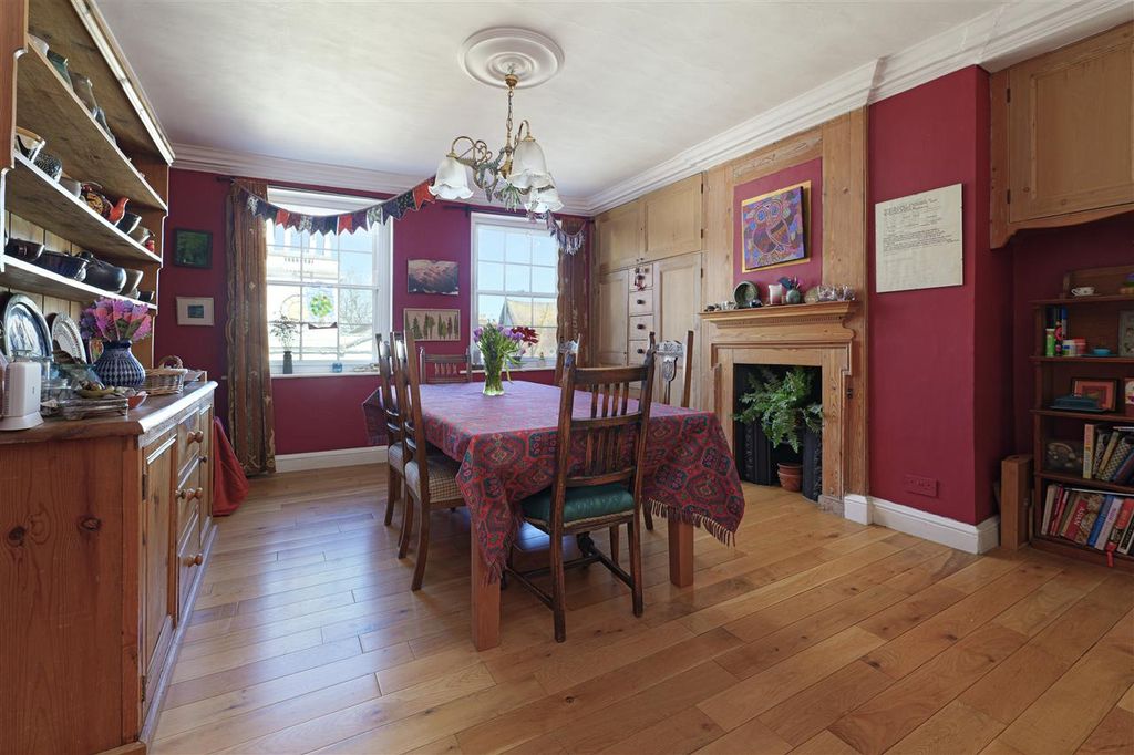 Additional image 11 of 5 bed terraced house for saleHugh House, Hugh Place, Faversham ME13