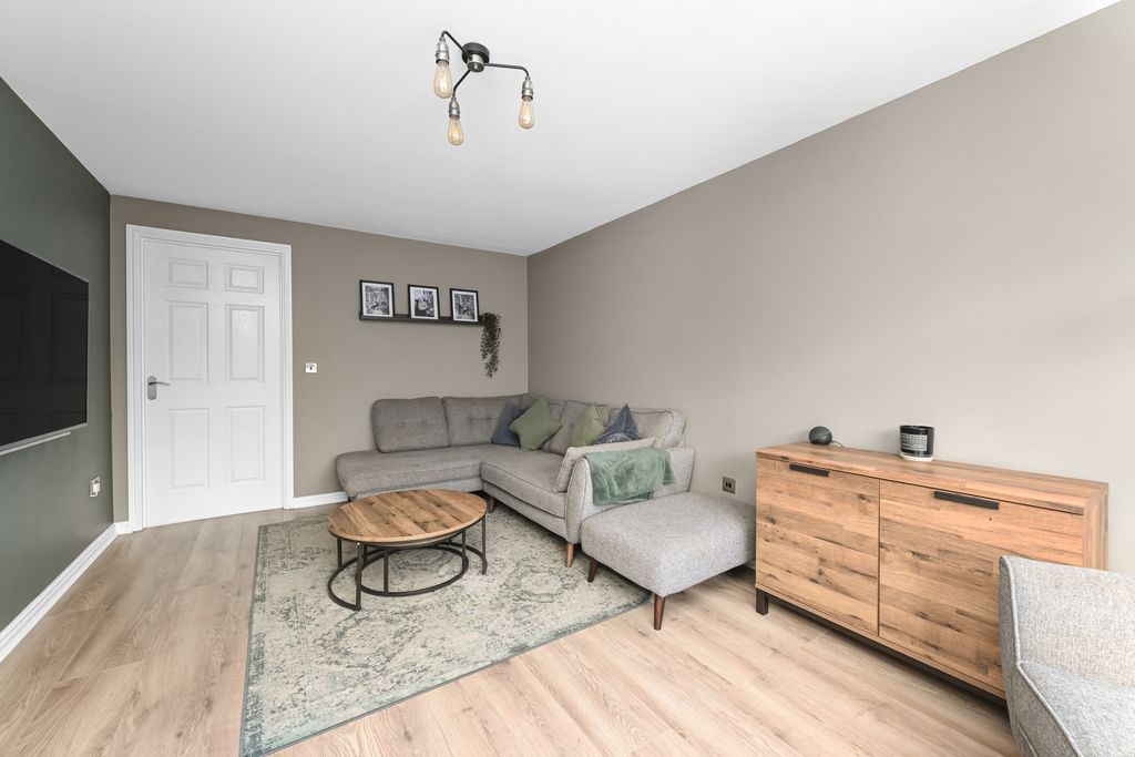 Additional image 3 of 4 bed detached house for sale21 Whitehouse Court, Gorebridge EH23