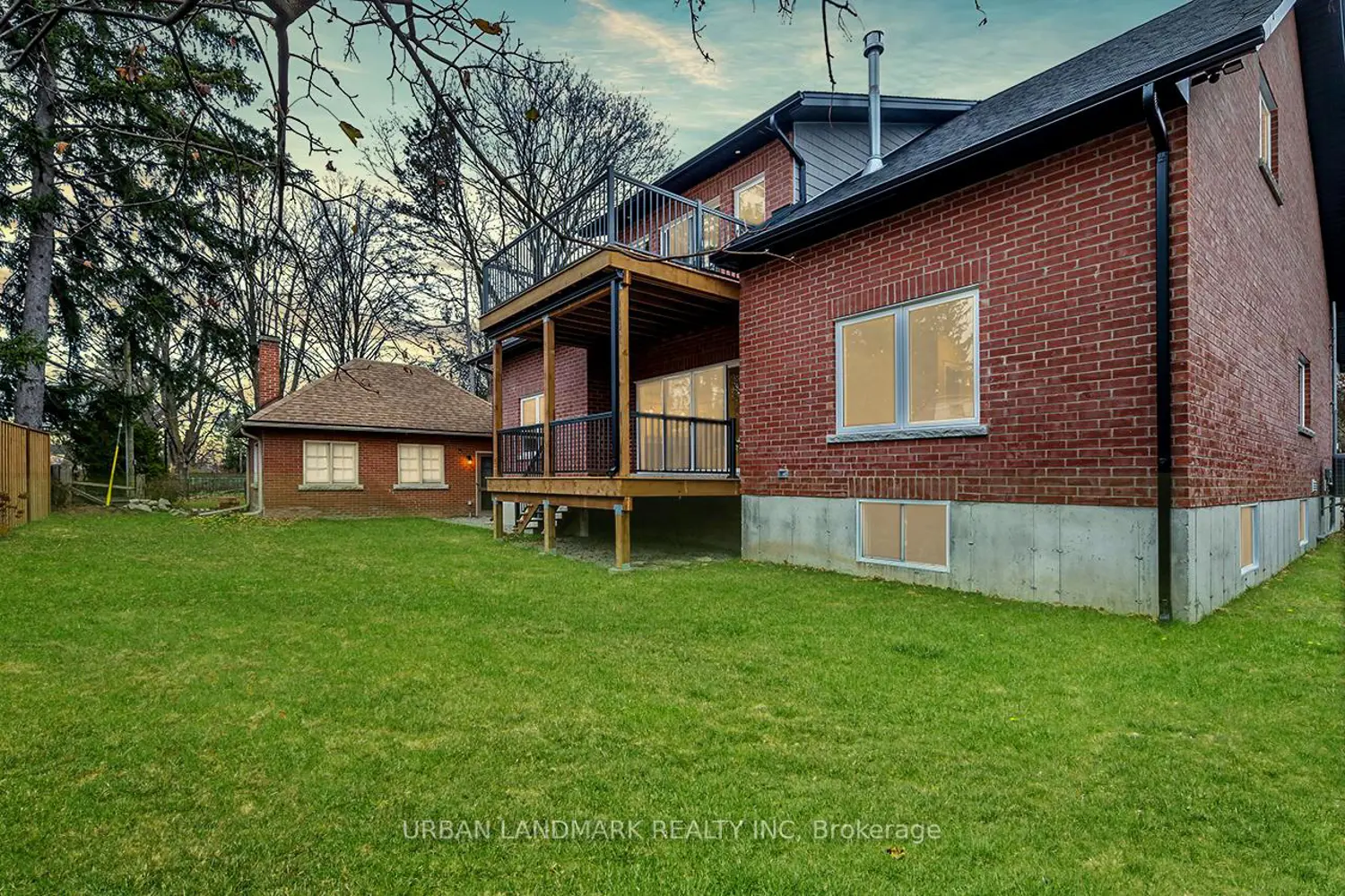214 Aberdeen Avenue photo 4
