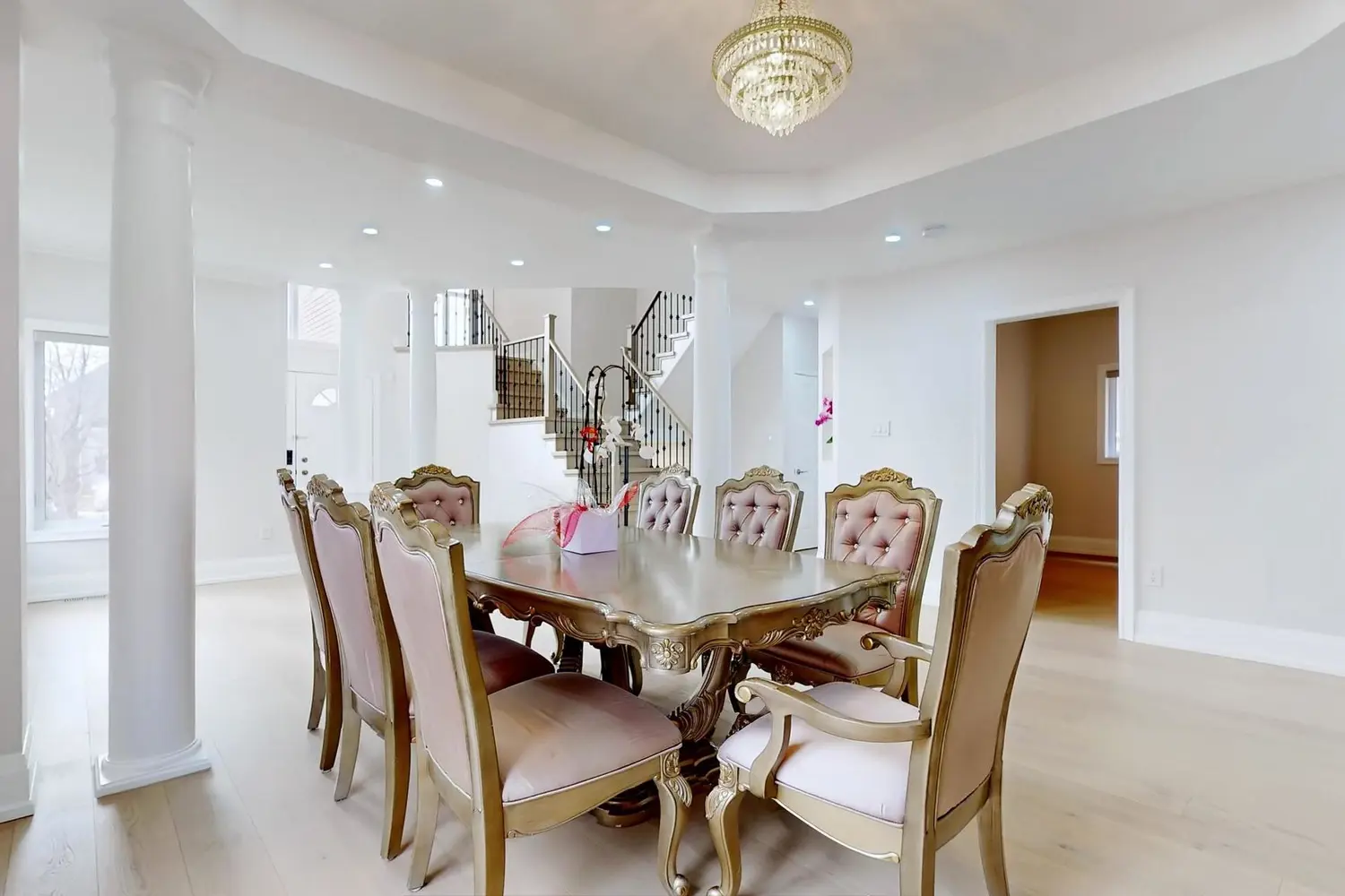 77 Frank Endean Road photo 3