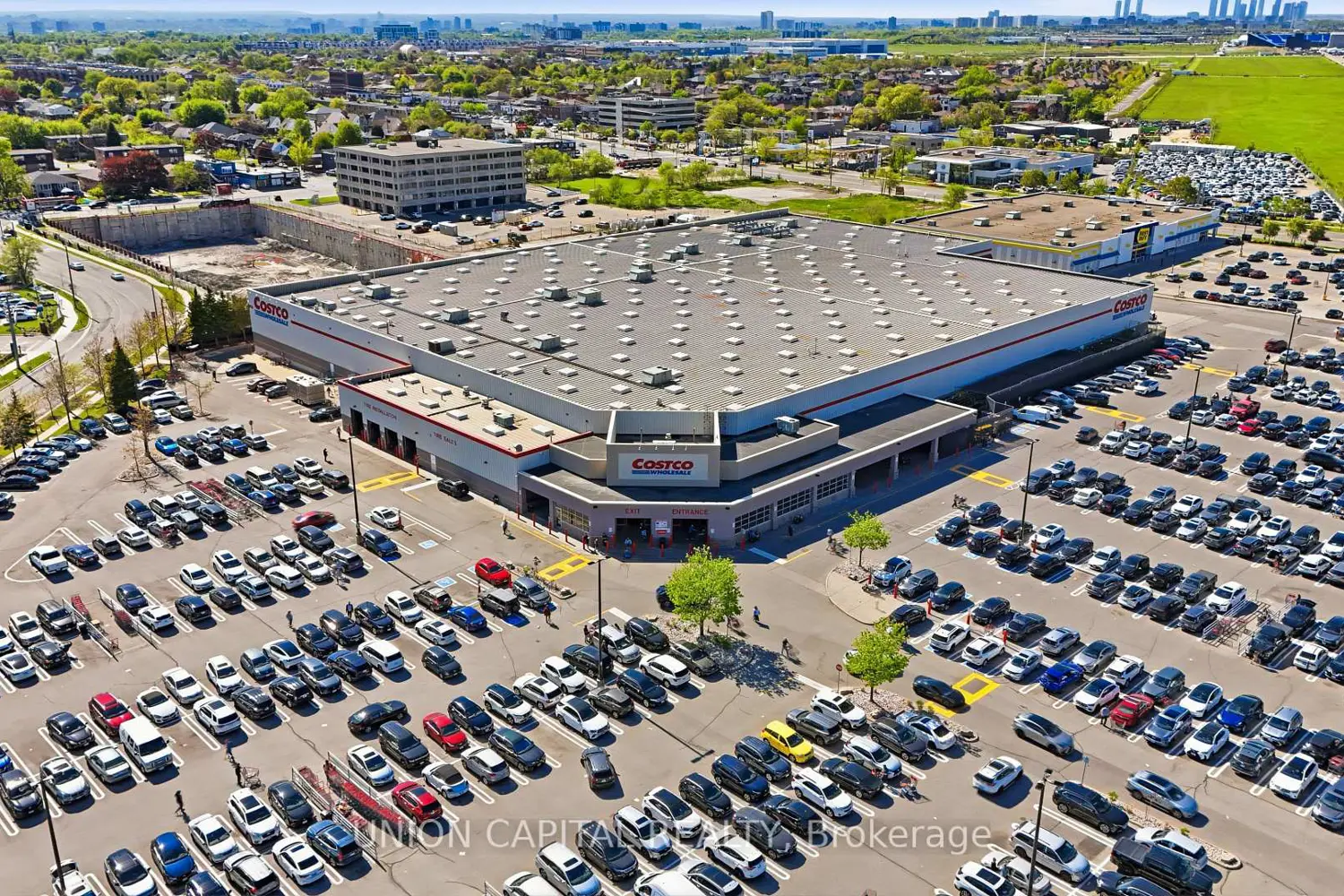 Additional image 15 of 525 Wilson Avenue 147