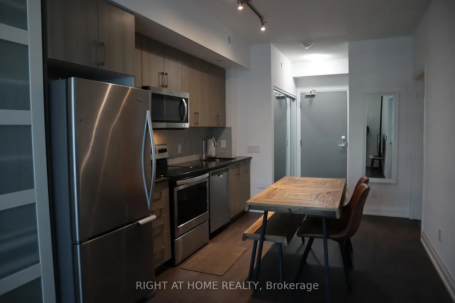 Additional image 7 of 591 Sheppard Avenue 633