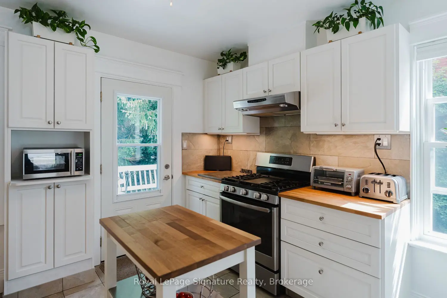 Additional image 8 of 76 Trowbridge Street