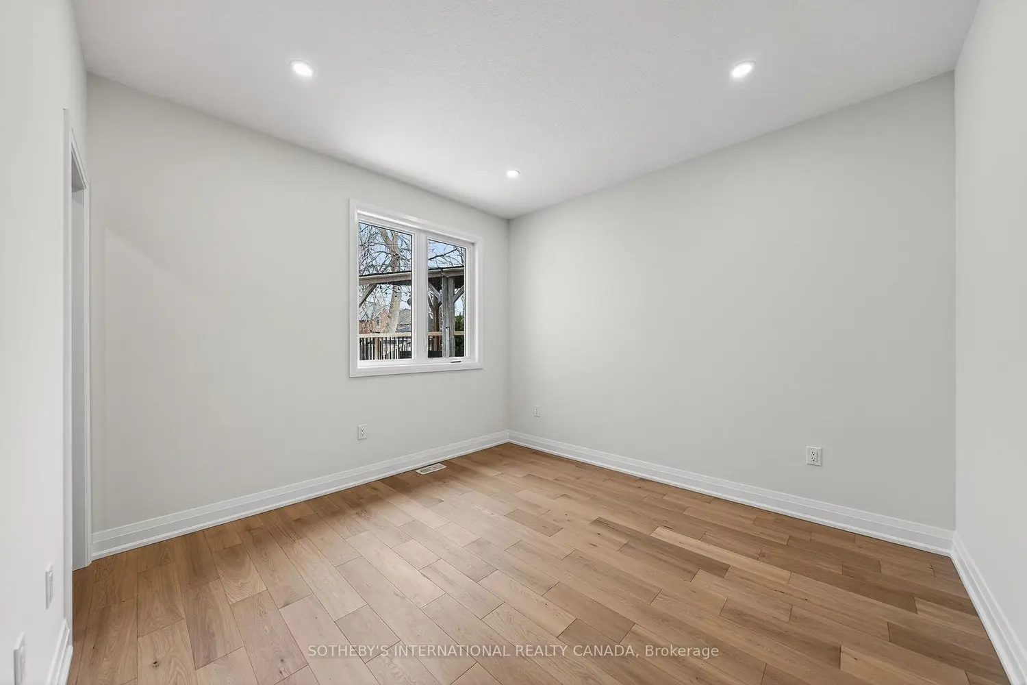Additional image 8 of 42 Rich Avenue