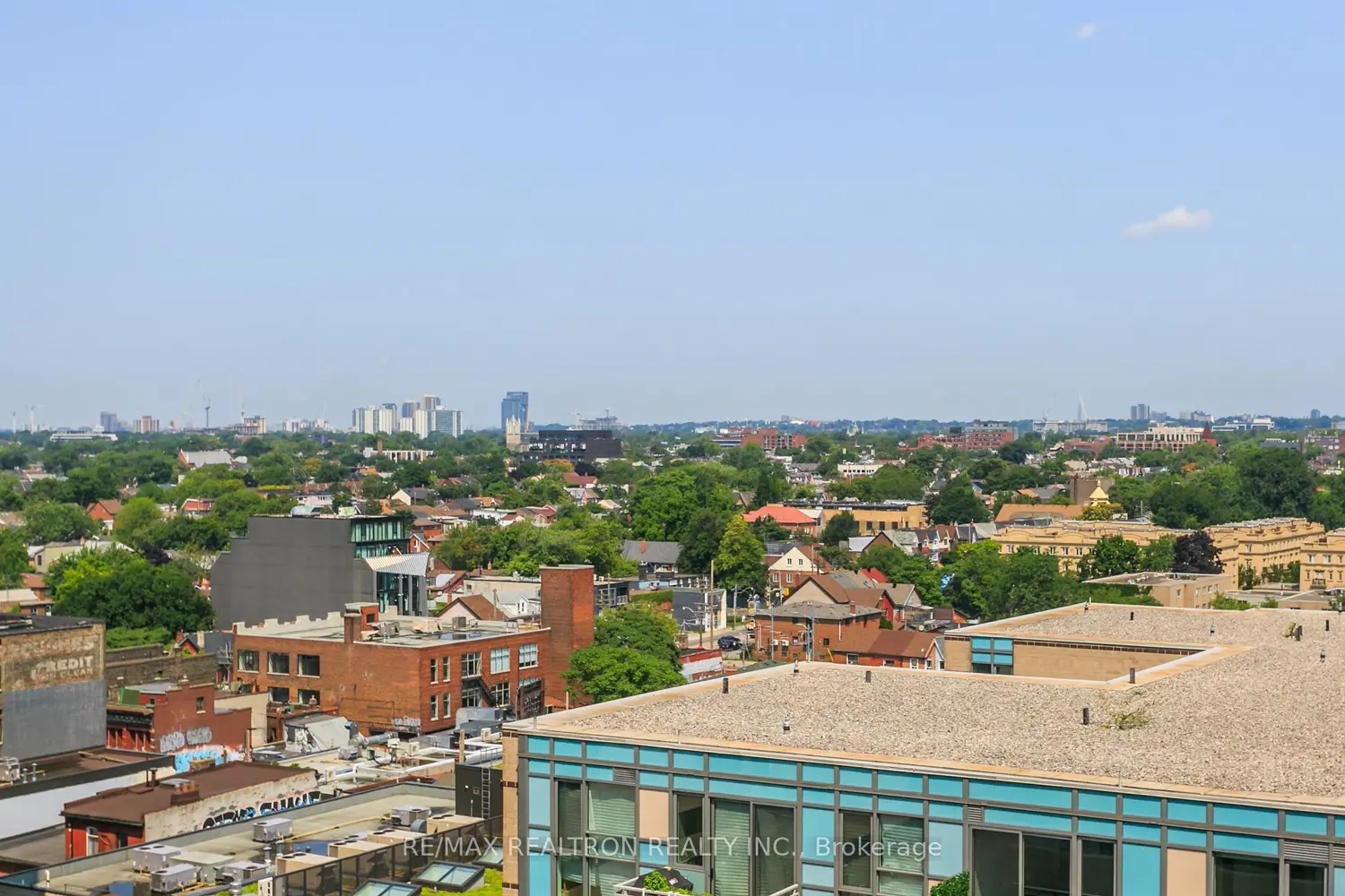 Additional image 17 of 543 Richmond Street 1402