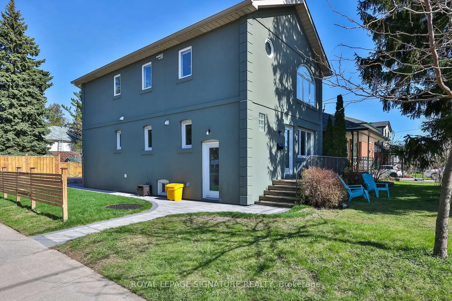 71 South Bonnington Avenue