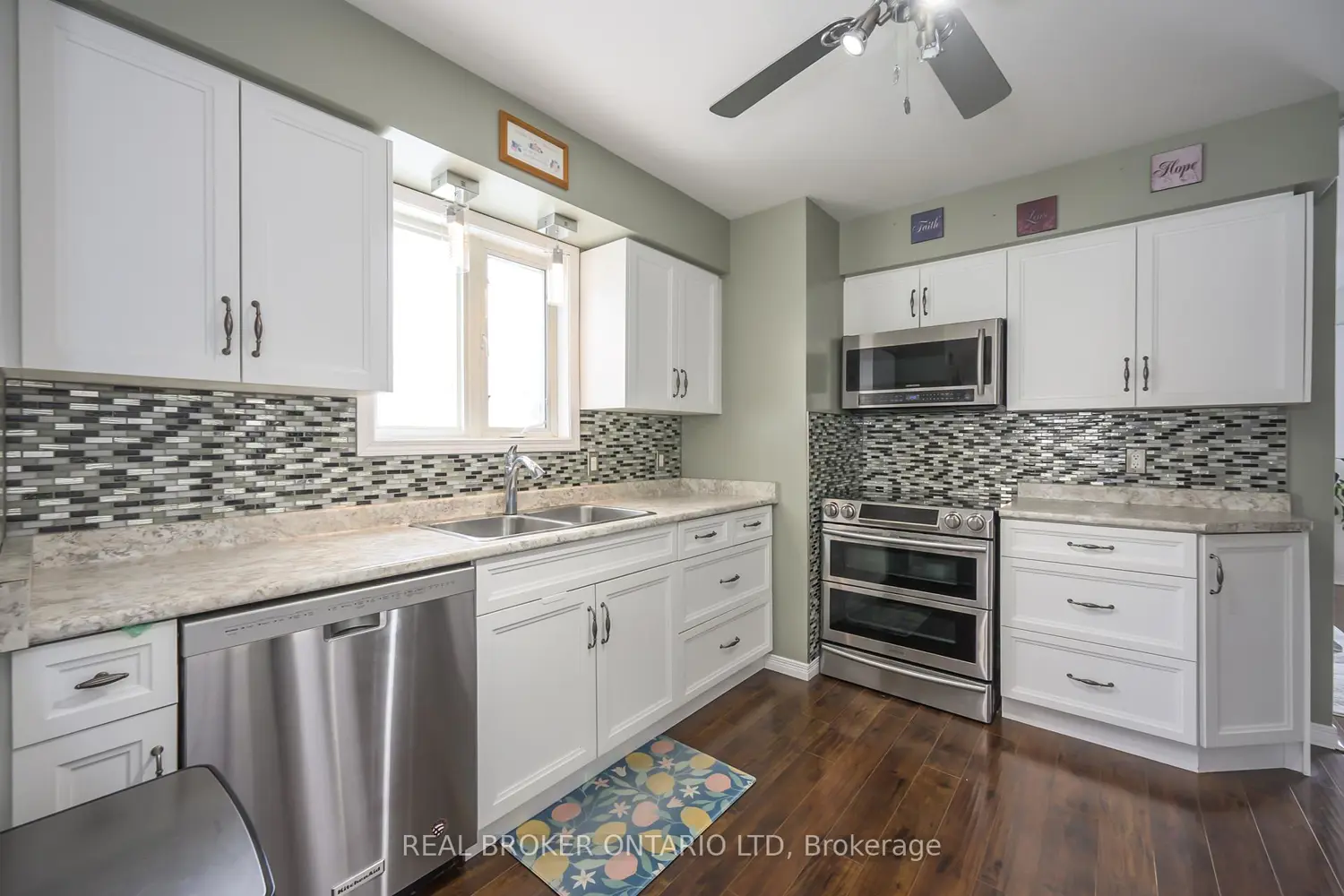 195 Barker Street 26 photo 5