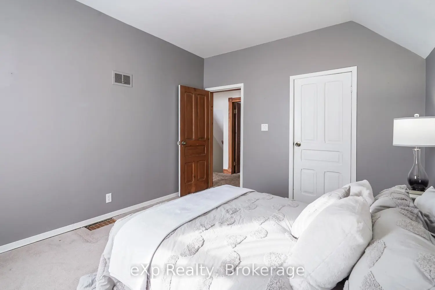 Additional image 13 of 78 Victoria Avenue