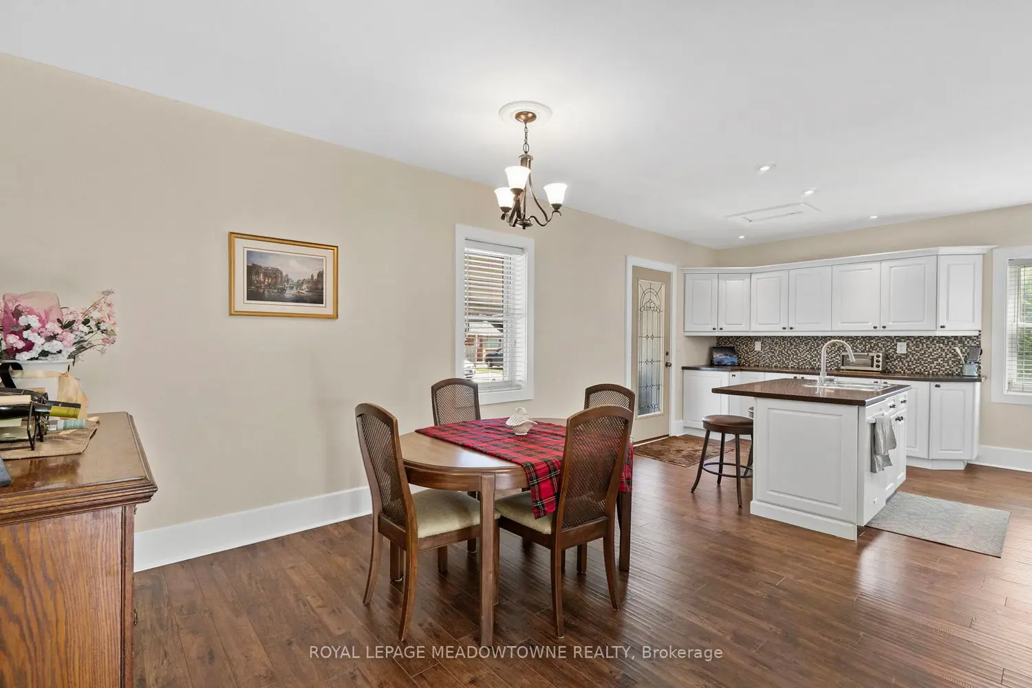 272 Pine Street photo 4