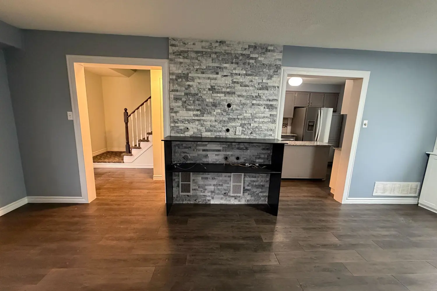 Additional image 4 of 90 Moon Drive
