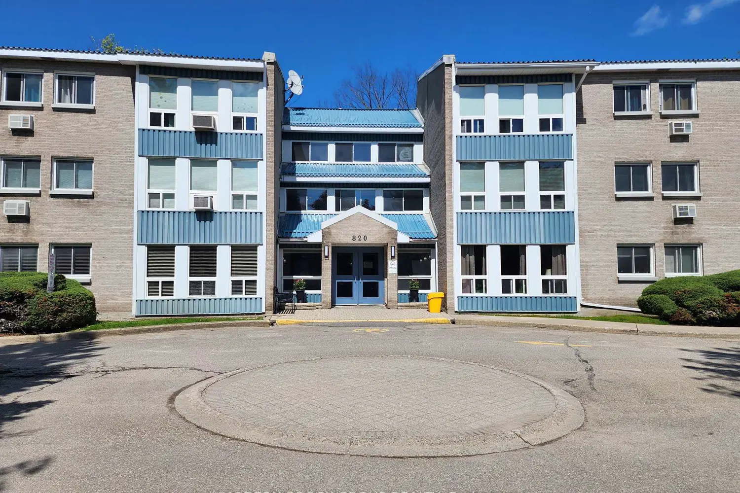 820 Laurier Boulevard 110