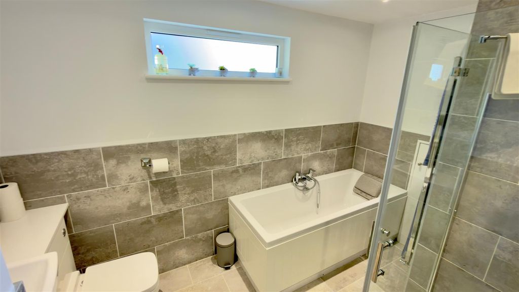 Additional image 40 of 5 bed chalet for saleFreshwater Bay, Isle Of Wight PO40